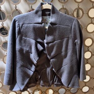 Gray scalloped trim wool blazer.